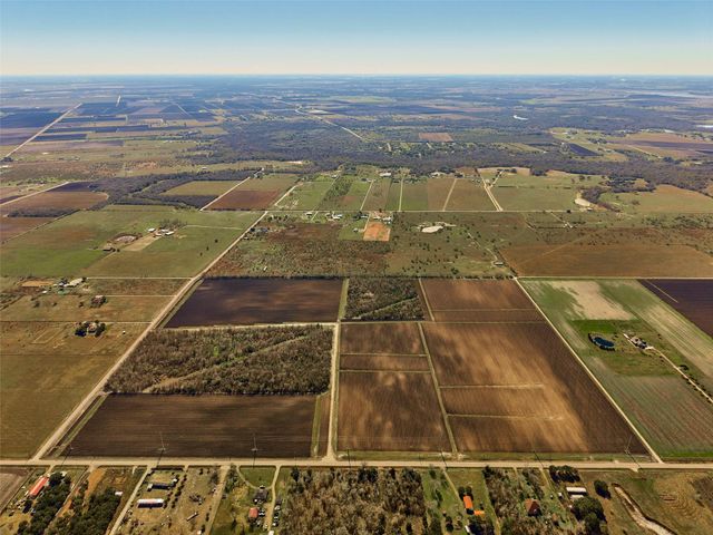 5735 Van Steinberg Road, East Bernard, TX 77435