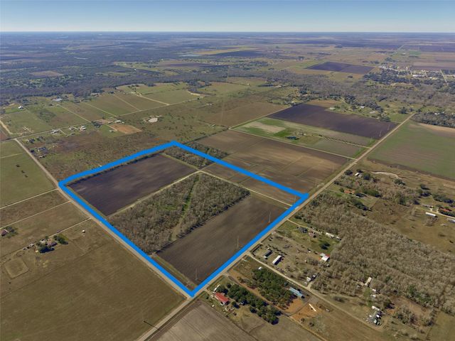 5735 Van Steinberg Road, East Bernard, TX 77435