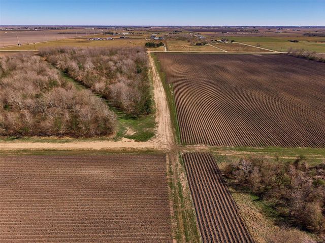 5735 Van Steinberg Road, East Bernard, TX 77435