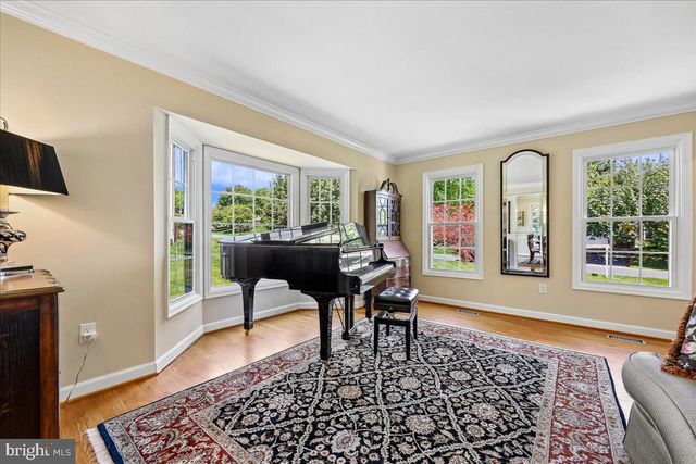 14304 SHOREHAM DR, Silver Spring, MD 20905