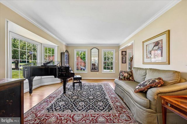 14304 SHOREHAM DR, Silver Spring, MD 20905