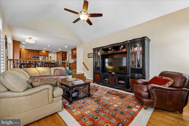 14304 SHOREHAM DR, Silver Spring, MD 20905