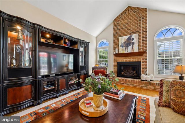 14304 SHOREHAM DR, Silver Spring, MD 20905
