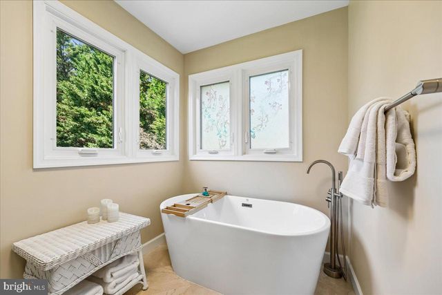 14304 SHOREHAM DR, Silver Spring, MD 20905