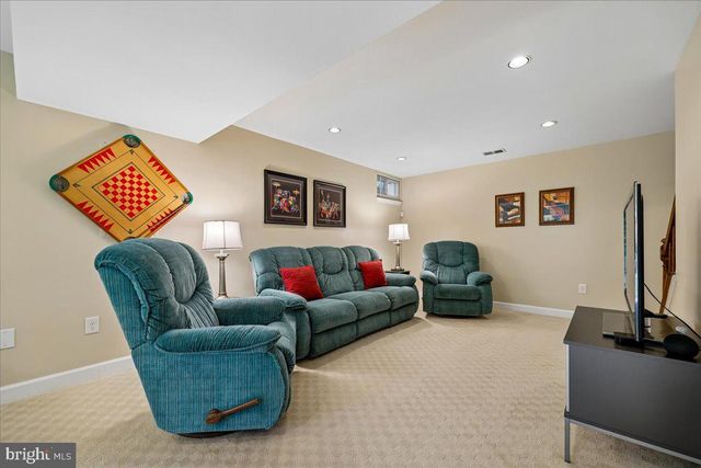 14304 SHOREHAM DR, Silver Spring, MD 20905