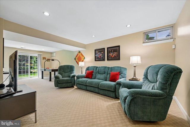 14304 SHOREHAM DR, Silver Spring, MD 20905