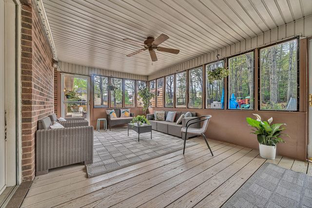 8102 Otterview DR, Roanoke, VA 24019