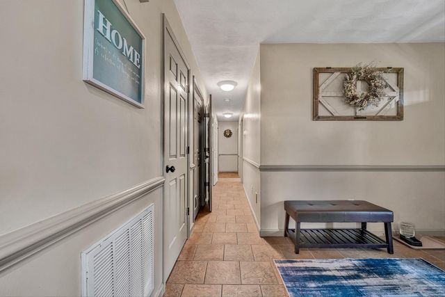 8102 Otterview DR, Roanoke, VA 24019