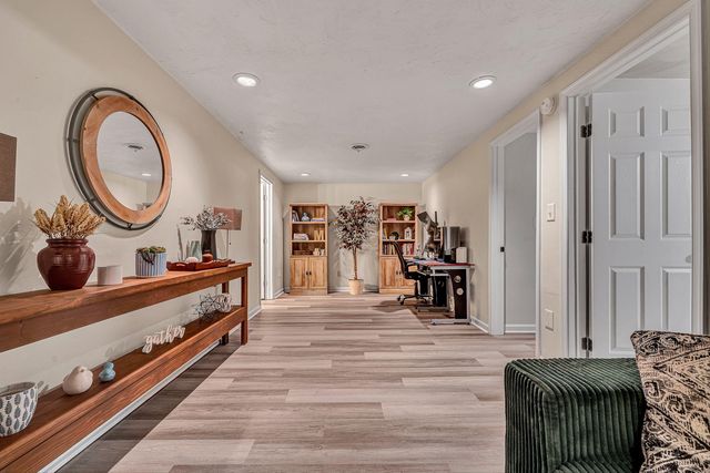 8102 Otterview DR, Roanoke, VA 24019