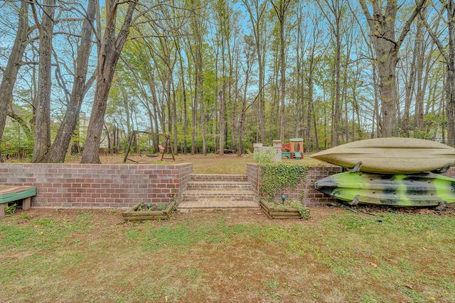 8102 Otterview DR, Roanoke, VA 24019