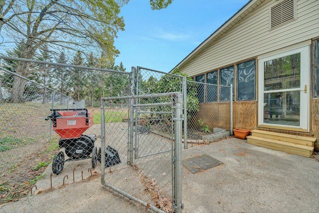 8102 Otterview DR, Roanoke, VA 24019