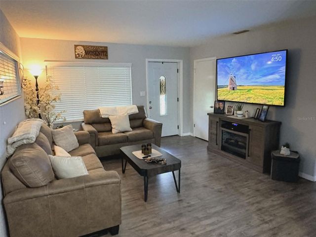 428 NE 21ST TERRACE, Ocala, FL 34470