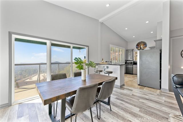 591 Devonwood, Altadena, CA 91001