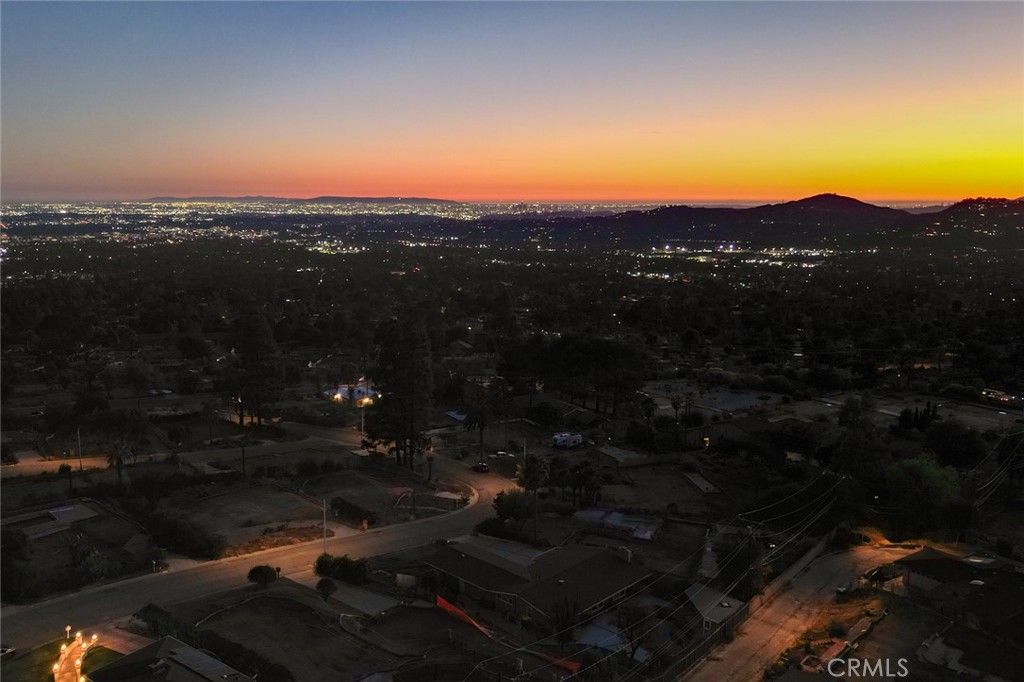 591 Devonwood, Altadena, CA 91001