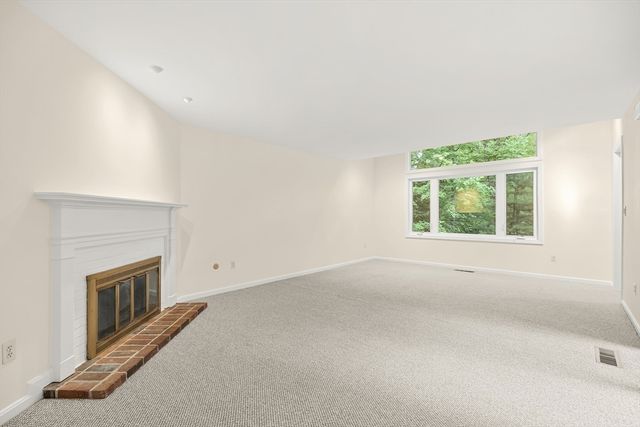 12 Steepletree Lane 12, Wayland, MA 01778