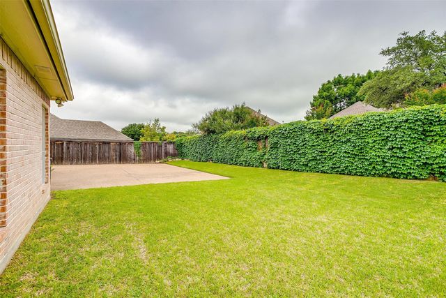 6420 Briercliff Court, Fort Worth, TX 76132