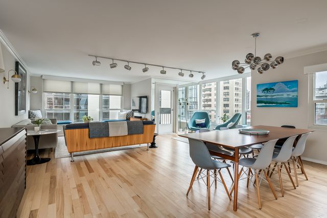 1313 N Ritchie Court 1005, Chicago, IL 60610