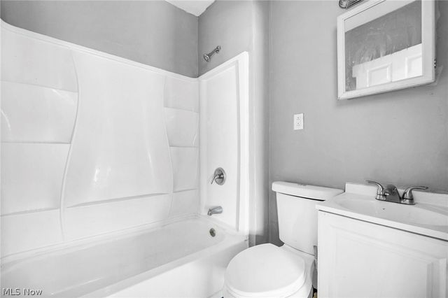 12702 Maplerow Avenue, Garfield Heights, OH 44105