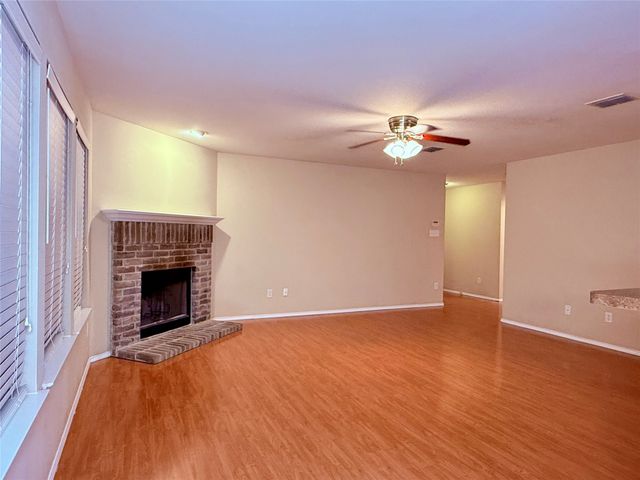 9248 Lamplighter Trail, Fort Worth, TX 76244