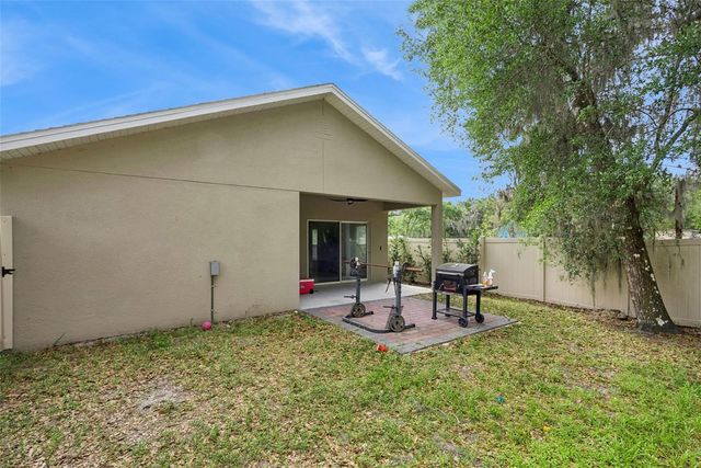 520 S KENTUCKY AVENUE, Deland, FL 32724