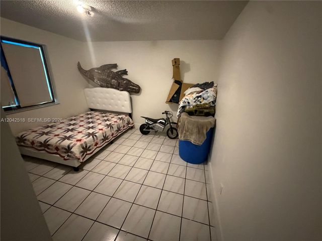 1717 NW 16th Street, Miami, FL 33125