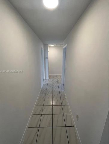 1717 NW 16th Street, Miami, FL 33125