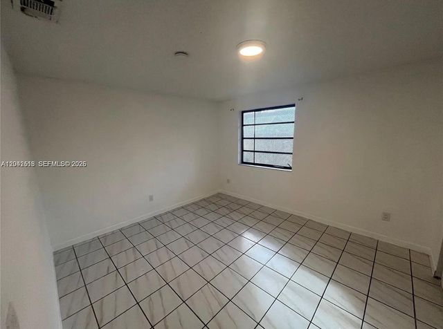 1717 NW 16th Street, Miami, FL 33125
