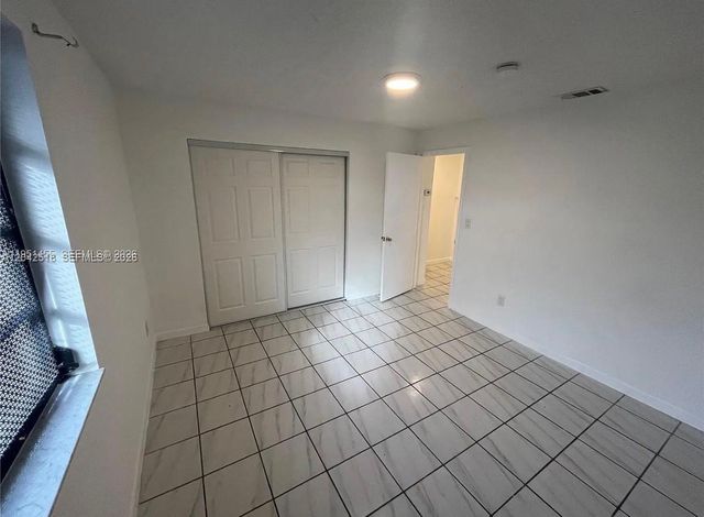 1717 NW 16th Street, Miami, FL 33125