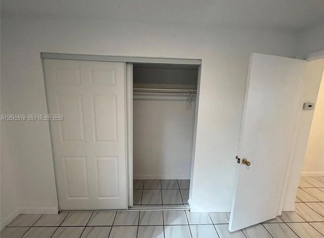 1717 NW 16th Street, Miami, FL 33125