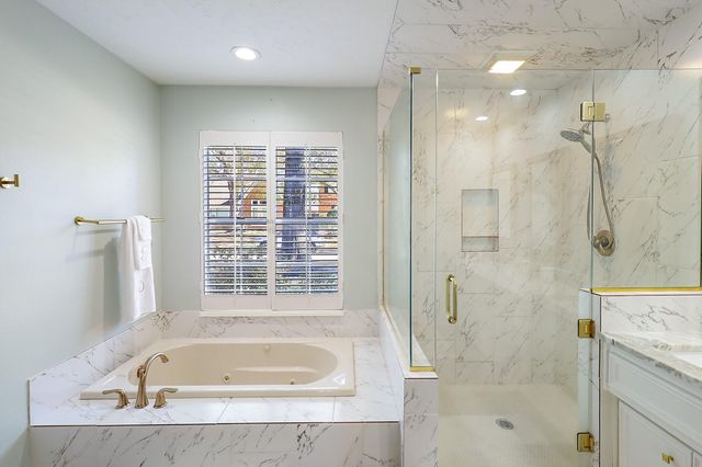 19423 Climbing Oaks Drive, Humble, TX 77346