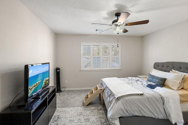 19423 Climbing Oaks Drive, Humble, TX 77346