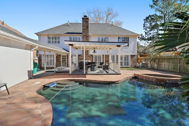 19423 Climbing Oaks Drive, Humble, TX 77346