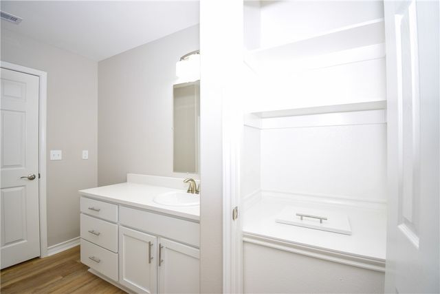 3025 Sabinas St, Corpus Christi, TX 78405