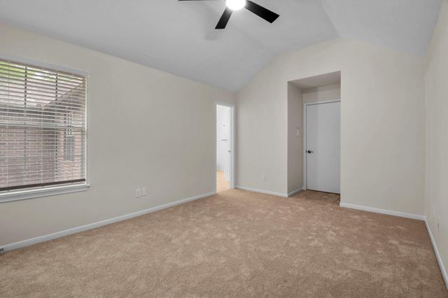 13 E Willowwood Court, The Woodlands, TX 77381
