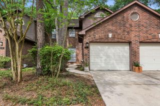 13 E Willowwood Court, The Woodlands, TX 77381