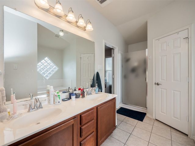 6200 Suellen LN, Killeen, TX 76542