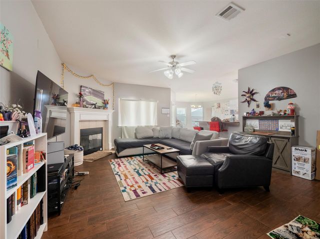 6200 Suellen LN, Killeen, TX 76542