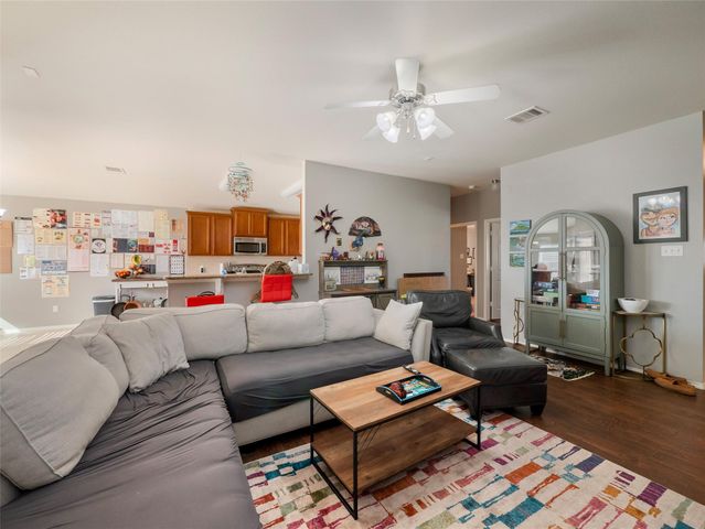 6200 Suellen LN, Killeen, TX 76542