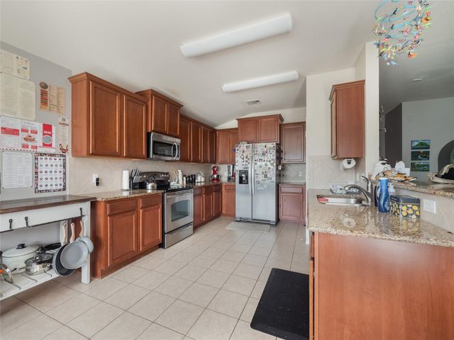 6200 Suellen LN, Killeen, TX 76542