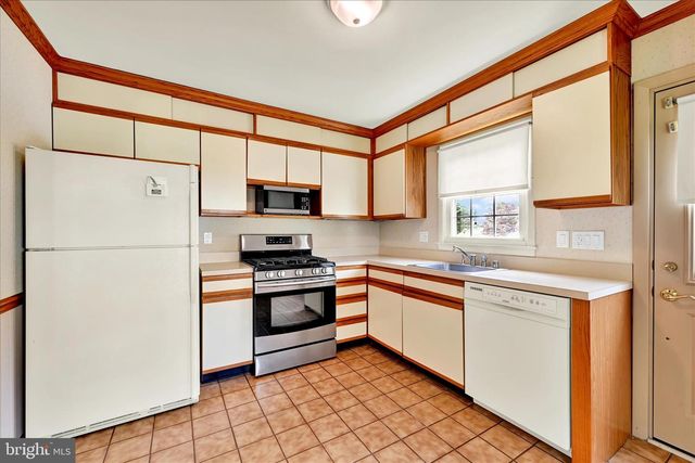 4700 EBENEZER RD, Nottingham, MD 21236