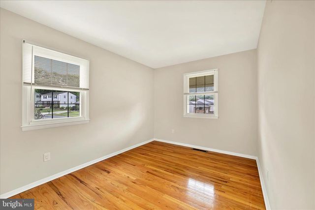 4700 EBENEZER RD, Nottingham, MD 21236
