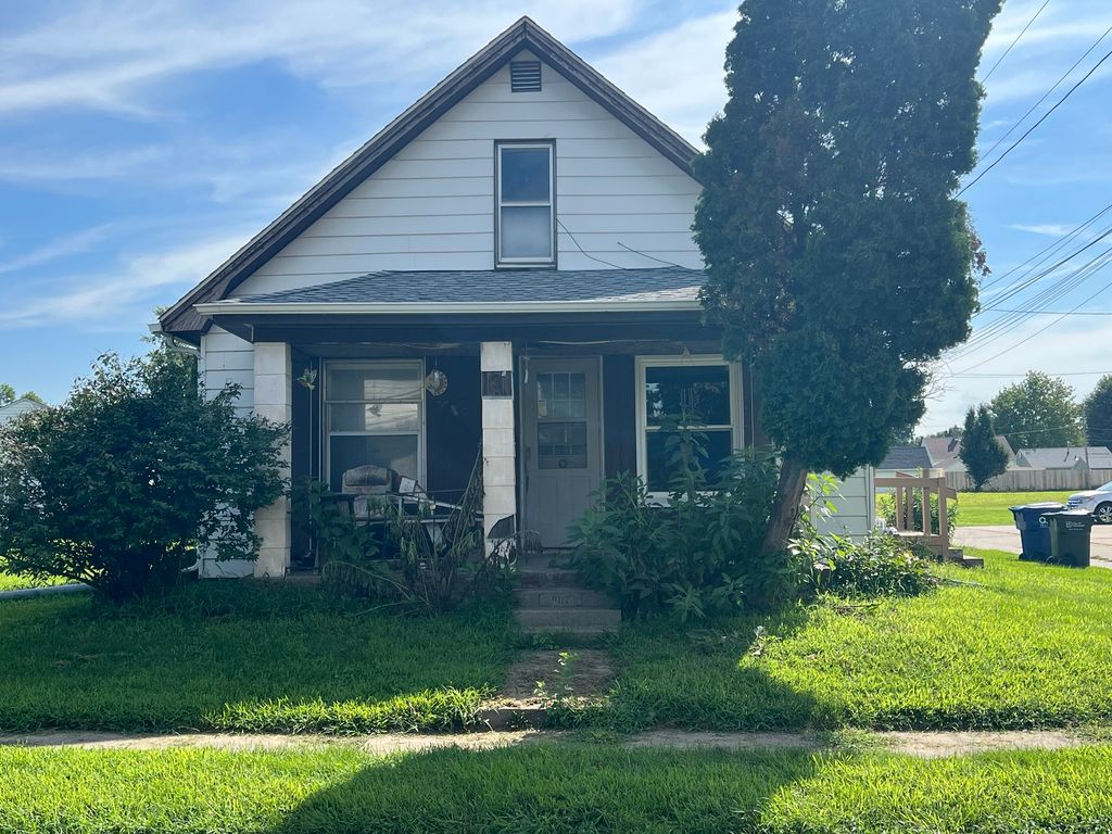 807 S Ohio Avenue, Davenport, IA 52802