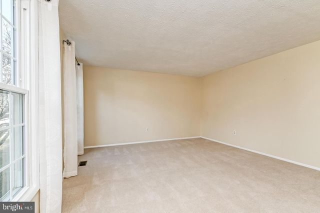 1209 CROCKETT LN, Silver Spring, MD 20904