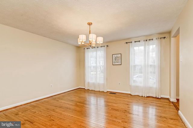 1209 CROCKETT LN, Silver Spring, MD 20904