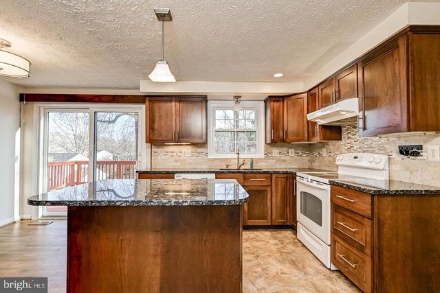 1209 CROCKETT LN, Silver Spring, MD 20904