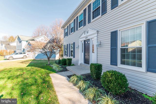 1209 CROCKETT LN, Silver Spring, MD 20904