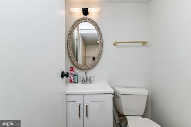 1209 CROCKETT LN, Silver Spring, MD 20904