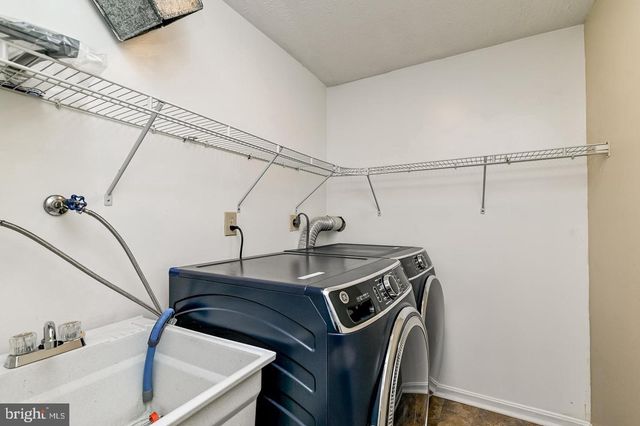 1209 CROCKETT LN, Silver Spring, MD 20904