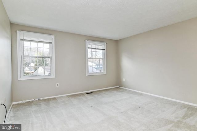 1209 CROCKETT LN, Silver Spring, MD 20904