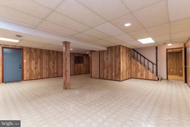 1209 CROCKETT LN, Silver Spring, MD 20904